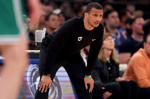 记者：马祖拉想确立新ID但需要过程 绿军还是放弃幻想准备开摆