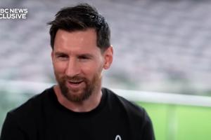 2年前迈阿密首秀任意球绝杀！梅西：那刻是上帝为我准备好的