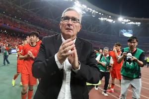 足球报：伊万把最令人失望的履历留给了国足，未做到知人善任