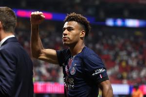 队报：杜埃不需要进行手术，他可能伤停7周左右