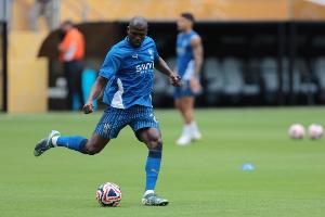 记者：利雅得新月推进鲁本-内维斯、库利巴利续约